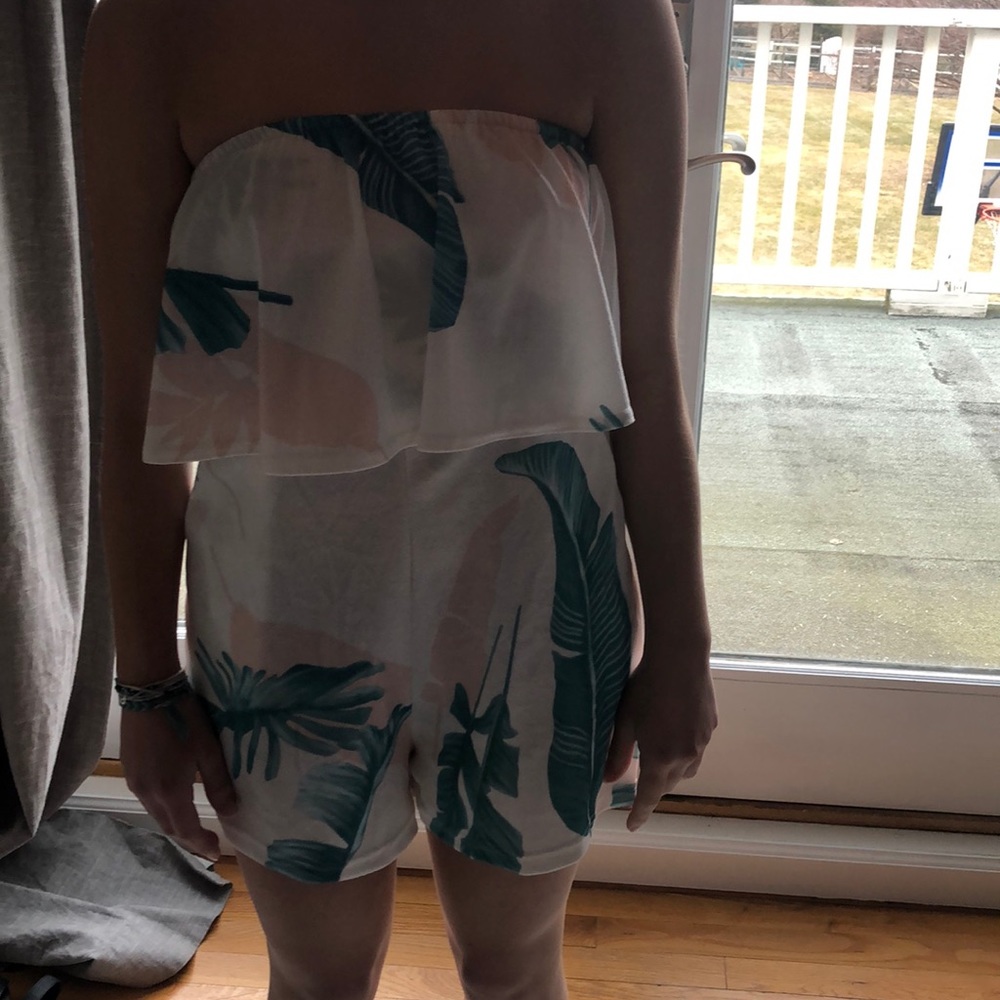 Ecowish strapless romper